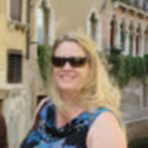 Meet your Posher, Christina